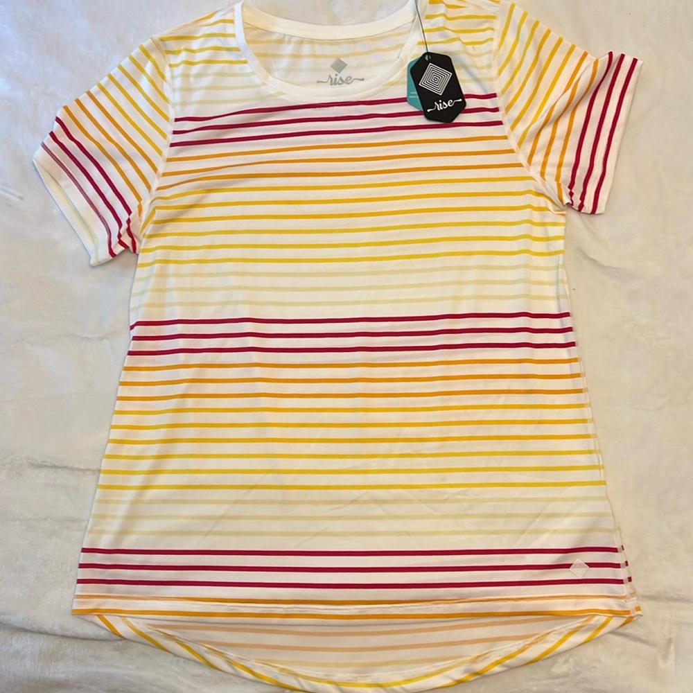 Semi-Fitted Workout Crew Neck T-Shirt